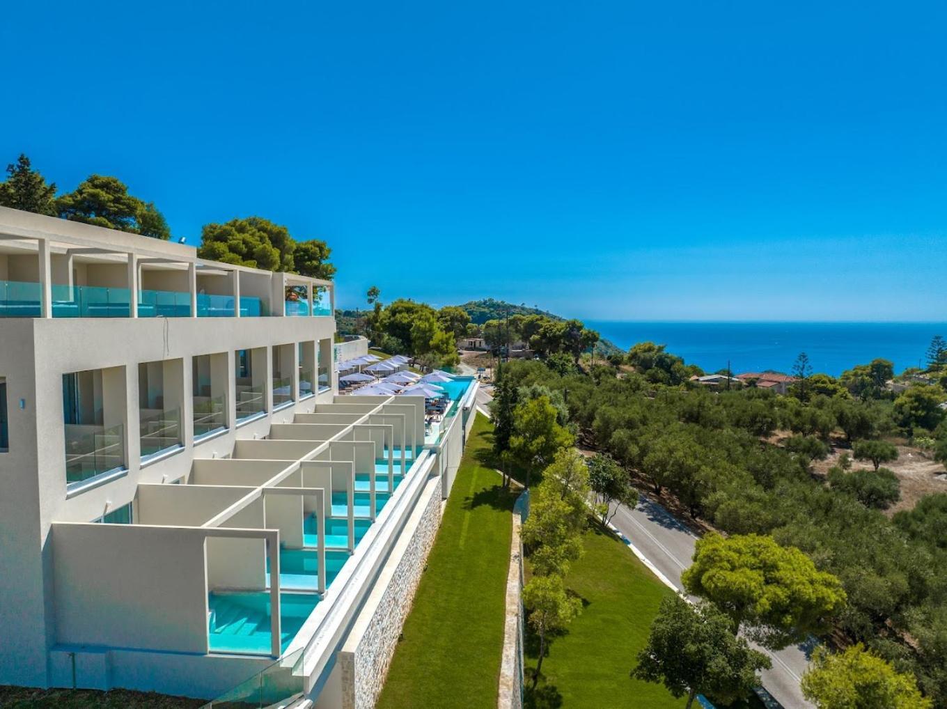 Myzith Luxury Suites Keri Exterior photo
